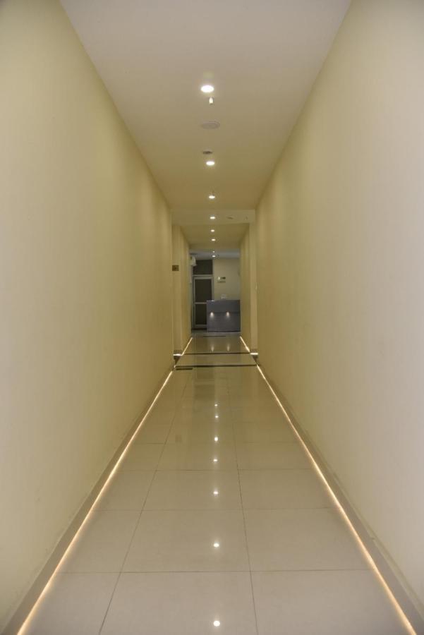 ורנאסי Hotel Tridev Grand מראה חיצוני תמונה